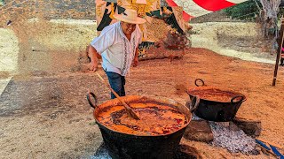 GASTRONOMÍA MICHOACANA Corpus Christi TZINTZUNTZAN  Carnitas Birria Atole [upl. by Ogram]