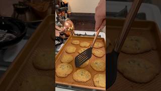 Make cookies with me Nestle Toll House Recipe nestle tollhouse cookies asmr kitchenaid [upl. by Eednak179]