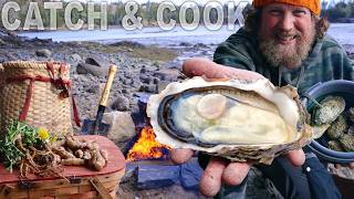 Wild Maine Oyster Rockefeller Catch Clean amp Cook On The Beach [upl. by Maurizia]