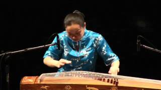 Traditional guzheng music by Liu Fang 平湖秋月 劉芳古箏獨奏 [upl. by Nevs]