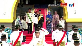 Sultan Brunei Sultan Hassanal Bolkiah amp isteri tiba di Istana Negara [upl. by Rodnas970]