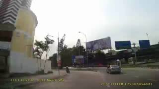 Johor Bahru UTC  Galeria Kotaraya  how to get there [upl. by Ylrebmi]