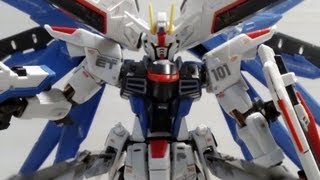 Real Grade Freedom Gundam Review [upl. by Valaree]