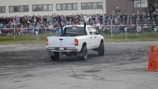 Burnout Lycksele motorvecka 2012 Alla bilar [upl. by Ahtiekal]