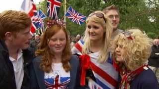 Crowds gather outside Buckingham Palace for Queens Diamond Jubilee concert [upl. by Enitnatsnoc]