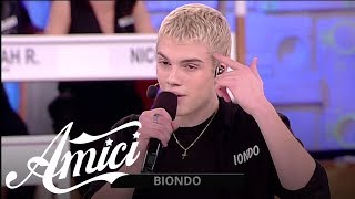 Amici 17  Biondo  Deja vù [upl. by Eehtomit]