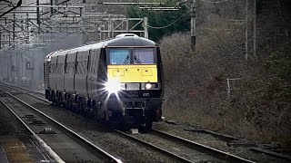 Trains at Alderley Edge WCML 150223 [upl. by Ayidah]