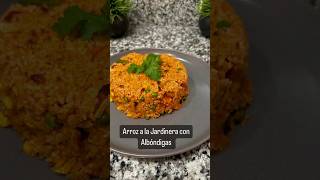 Arroz a la Jardinera con Albóndigas recetasfaciles recetasparacompartir albondigas [upl. by Laekcim736]