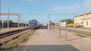 TRENO REGIONALE VELOCE IN ARRIVO ALLA STAZIONE DI CUNEO [upl. by Stephania]