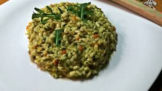 Risotto al pesto di rucola e pomodorini [upl. by Letniuq]