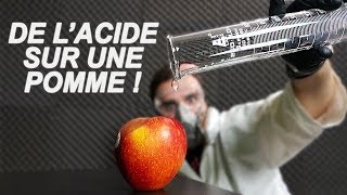 DE L’ACIDE SUR UNE POMME  Will it dissolve [upl. by Onitsoga]