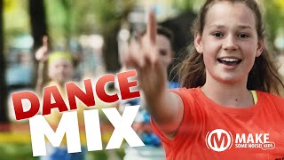 DANCEMIX Noord Oost Zuid West  Nummer 1  God heeft alle macht  Party VIDEOCLIP [upl. by Ettebab580]