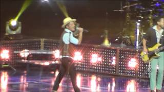 Treasure Bruno Mars 2014 live [upl. by Ecyal]