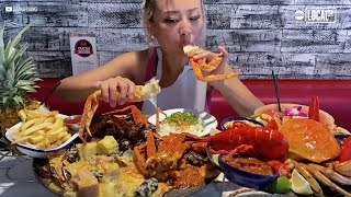 Raina Huang takes on the 250 seafood boil challenge  Bite Size [upl. by Peppi62]