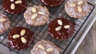 Traditional Nürnberger Elisenlebkuchen German Lebkuchen [upl. by Vilhelmina]