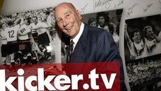 WM Deutschland  1954  Weltmeister Eckel erinnert sich  kickertv [upl. by Botsford]