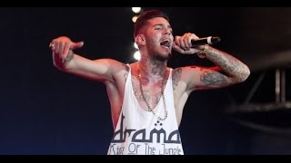 MARACANA  EMIS KILLA live  Carroponte [upl. by Aneelas]