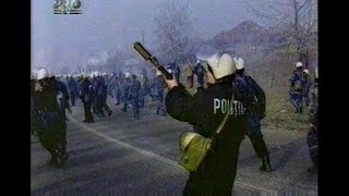 Mineriada din Ianuarie 1999   Defileul Jiului Costesti Rm Valcea [upl. by Ploch]