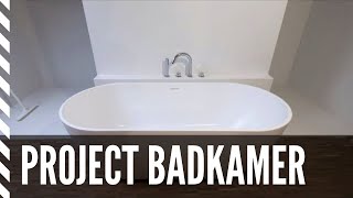 Project badkamer  Epoxy gietvloer naadloze afwerking douche en vrijstaand bad op parket van eik [upl. by Farrah]