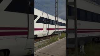 Trenes Renfe Ave 105 Alta Velocidad Española [upl. by Oregolac]