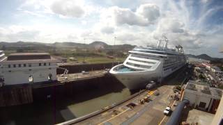 Panama Canal TimeLapse as the Princess Cruise Island Princess goes through the Miraflores Locks [upl. by Fital]