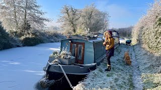 174 Surviving on My Narrowboat in Freezing Temperatures [upl. by Elehcor36]