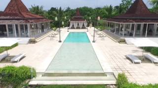 Video Villa Plenilunio Bali [upl. by Anitsirk]