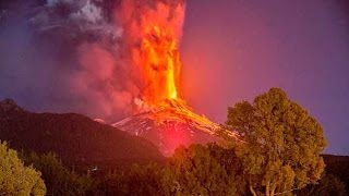 3385 personas fueron evacuadas por la erupción del volcán Villarrica [upl. by Hawthorn]