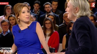 Le disque rayé de Léa Salamé face à Marine Le Pen [upl. by Clareta550]