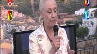 Raffaella Carrà consegna Guzzo doro [upl. by Asserac170]