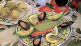 Video Ricetta  Salmone con Salsa di Avocado  HOTEL MARCONI CATTOLICA [upl. by Anihta366]