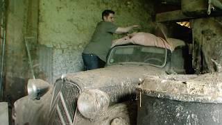 Voitures abandonnées  Cyril retrouve une Citroën Traction [upl. by Mabelle338]