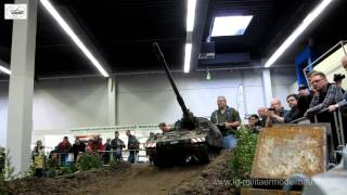 Panzerhaubitze 2000 18 Intermodellbau Dortmund 2013 [upl. by Alroi]