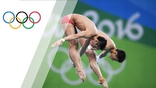 Chinese pair wins Mens Synchronized Diving 10m gold [upl. by Yerag]