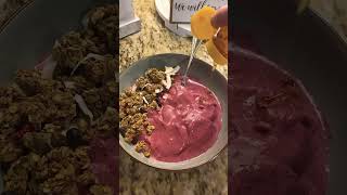 Triple Berry Mango Smoothie Bowl smoothiebowl yummy healthy fun dinner [upl. by Adelind301]