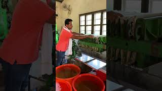 आपने कभी ऐसा traditional filter देखा है 🤔😱Coconut Oil Filter Machine👌🔥 indianfarmer shorts [upl. by Asyla]