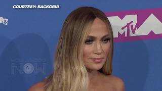 MTV VMAS 2018  Jennifer Lopez And Alex Rodriguez At the VMAS Red Carpet  Jennifer Lopez VMA 2018 [upl. by Avilys]