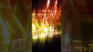 🎸 STATUS QUO 🎸 quotRock and Roll Medleyquot  Hamer Hall Melbourne 24102017 [upl. by Kano]