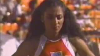 W 200m  Florence GriffithJoyner  2134  Seoul South Korea  1988  World Record [upl. by Seira]