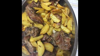 AGNELLO AL FORNO CON PATATE [upl. by Atteval791]