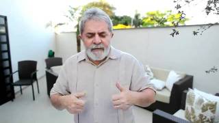 Lula promete dar bolo a todos os tuiteiros em próximo aniversário [upl. by Zarla]