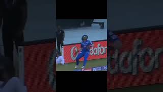 BEST CATCH OF IPL🔥🔥POLLARD or BRAVO shortsfeed ipl cricket ytshorts [upl. by Neroc]