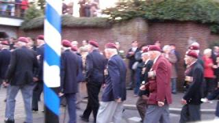 1944 Arnhem battle veterans march to the townhall 2008 [upl. by Edward959]