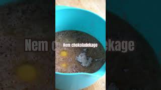 Hurtig chokoladekage shorts chokolade [upl. by Yeffej]