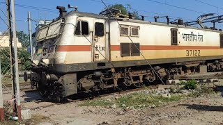 18478 Kalinga Utkal Express at Rajgangpur 18477 indian railways wap7 puri [upl. by Karilla738]