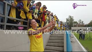 Priscila Da Silva delantera del América femenil feliz con la afición azulcrema 🦅 [upl. by Stalker]