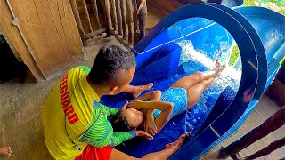 Water Slides at SplashMania WaterPark in Gamuda Cove Malaysia [upl. by Melar34]