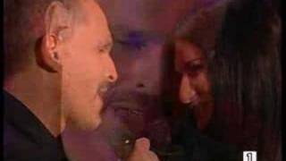 Laura Pausini  Especial Miguel Bosé Te Amaré [upl. by Edlitam]