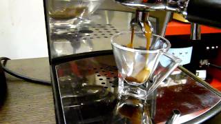 Ascaso Arc  Making an Espresso [upl. by Ytsirhc]