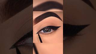 How to apply eyeliner  How to draw beautiful eyelinePerfect eyeliner for beginners shortsvideo [upl. by Eenej]